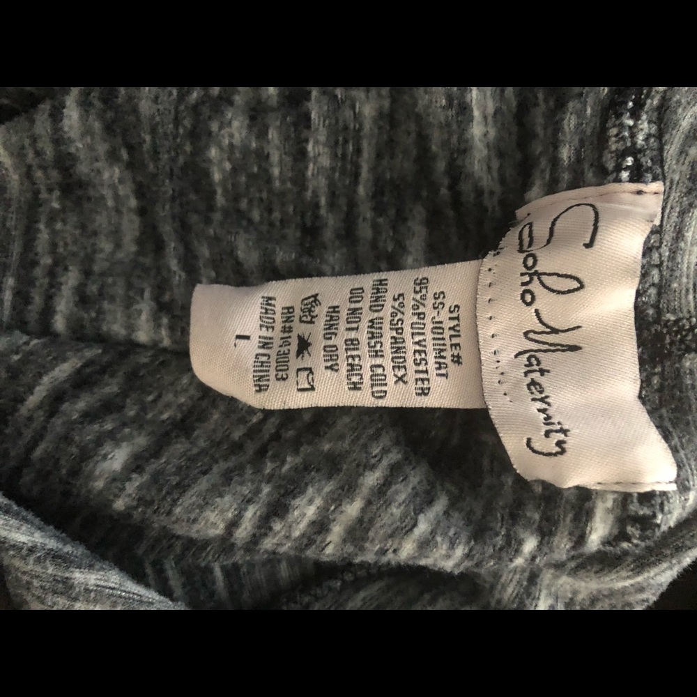 Maternity long sleeve hoodie. Pullover - Picture 5 of 5